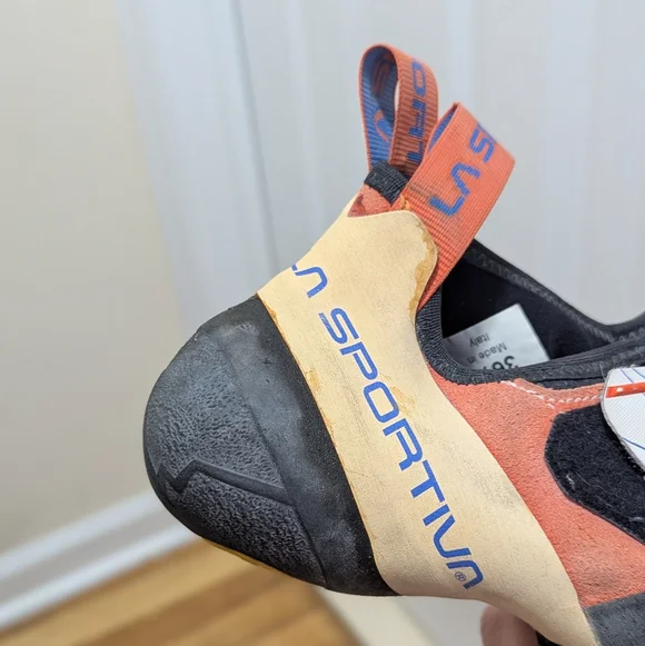 La Sportiva Solution - Women's Climbing Shoes - Picture 9 of 16